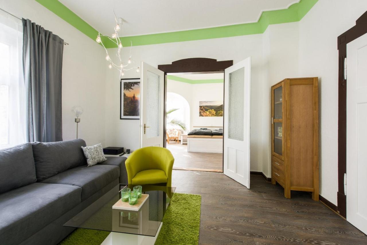 Koenig Apartment *